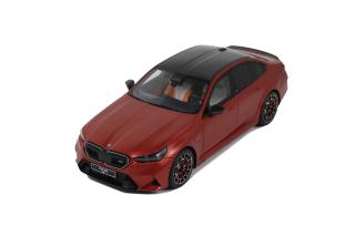 BMW M5 PEABLE BEACH ORANGE 2025 GT Spirit 1:18 Resinemodell (Türen, Motorhaube... nicht zu öffnen!)