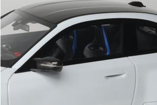 BMW M2 CS BROOKLYN GREY 2026 GT Spirit 1:18 Resinemodell (Türen, Motorhaube... nicht zu öffnen!)