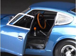 Nissan Datsun 240Z Fairlady Z (S30) RHD – Blue  SunStar Metallmodell 1:18
