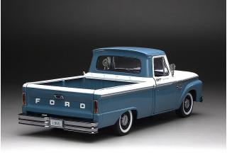 Ford F-100 1965 Custom Cab Pickup – Marlin Blue/White SunStar Metallmodell 1:18