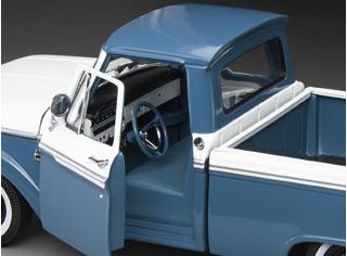 Ford F-100 1965 Custom Cab Pickup – Marlin Blue/White SunStar Metallmodell 1:18