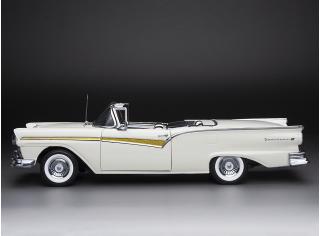 Ford Fairlane 500 Skyliner 1957  – Colonial White SunStar Metallmodell 1:18