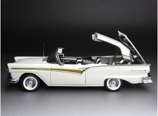 Ford Fairlane 500 Skyliner 1957  – Colonial White SunStar Metallmodell 1:18