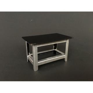 Werkbank - Metal Work Bench schwarz/silber (Figuren nicht enthalten!) American Diorama 1:18