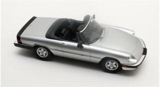 Alfa Romeo Spider III silver `86-`89 Cult Scale Models 1:18 Resinemodell (Türen, Motorhaube... nicht zu öffnen!)