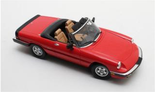 Alfa Romeo Spider III red `86-`89 Cult Scale Models 1:18 Resinemodell (Türen, Motorhaube... nicht zu öffnen!)