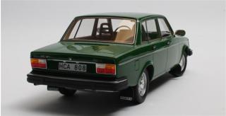 Volvo 244DL (1975) - dark green Cult Scale Models 1:18 Resinemodell (Türen, Motorhaube... nicht zu öffnen!)
