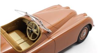 Jaguar XK120 OTS 1948 - bronce Cult Scale Models 1:18 Resinemodell (Türen, Motorhaube... nicht zu öffnen!)