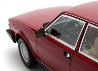 Alfa Romeo Alfa 6 2.5 - 79-83 - red Cult Scale Models 1:18 Resinemodell (Türen, Motorhaube... nicht zu öffnen!)