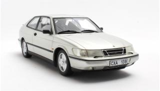 SAAB 900 SE Turbo 1994 silver Cult Scale Models 1:18 Resinemodell (Türen, Motorhaube... nicht zu öffnen!)