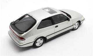 SAAB 900 SE Turbo 1994 silver Cult Scale Models 1:18 Resinemodell (Türen, Motorhaube... nicht zu öffnen!)