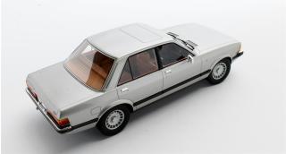 Ford Granada 2.8 Ghia Saloon silver metallic 1978 Cult Scale Models 1:18 Resinemodell (Türen, Motorhaube... nicht zu öffnen!)