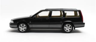 Volvo V70 XC black 96-99 Cult Scale Models 1:18 Resinemodell (Türen, Motorhaube... nicht zu öffnen!)