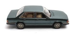 Audi 200 5T typ 43 blue metallic 80-82 Cult Scale Models 1:18 Resinemodell (Türen, Motorhaube... nicht zu öffnen!)