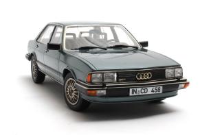 Audi 200 5T typ 43 blue metallic 80-82 Cult Scale Models 1:18 Resinemodell (Türen, Motorhaube... nicht zu öffnen!)
