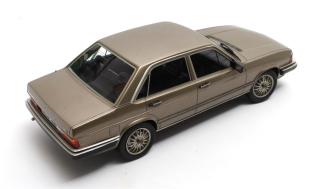 Audi 200 5T typ 43 gold metallic 80-82 Cult Scale Models 1:18 Resinemodell (Türen, Motorhaube... nicht zu öffnen!)