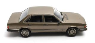 Audi 200 5T typ 43 gold metallic 80-82 Cult Scale Models 1:18 Resinemodell (Türen, Motorhaube... nicht zu öffnen!)
