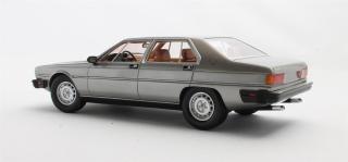 Maserati Quatroporte III silver 79-85 Cult Scale Models 1:18 Resinemodell (Türen, Motorhaube... nicht zu öffnen!)