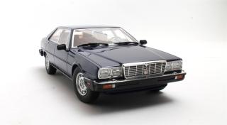 Maserati Quatroporte III blue 79-85 Cult Scale Models 1:18 Resinemodell (Türen, Motorhaube... nicht zu öffnen!)