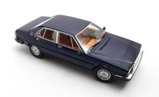 Maserati Quatroporte III blue 79-85 Cult Scale Models 1:18 Resinemodell (Türen, Motorhaube... nicht zu öffnen!)