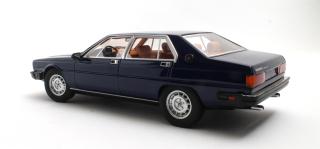 Maserati Quatroporte III blue 79-85 Cult Scale Models 1:18 Resinemodell (Türen, Motorhaube... nicht zu öffnen!)