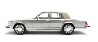 Cadillac Seville silver metallic 1976 Cult Scale Models 1:18 Resinemodell (Türen, Motorhaube... nicht zu öffnen!)