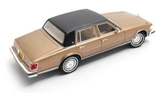 Cadillac Seville gold metallic 1976 Cult Scale Models 1:18 Resinemodell (Türen, Motorhaube... nicht zu öffnen!)