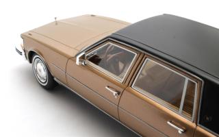 Cadillac Seville gold metallic 1976 Cult Scale Models 1:18 Resinemodell (Türen, Motorhaube... nicht zu öffnen!)