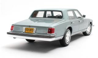 Cadillac Seville blue metallic 1976 Cult Scale Models 1:18 Resinemodell (Türen, Motorhaube... nicht zu öffnen!)