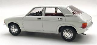 Austin Allegro Glacier white 1973 Cult Scale Models 1:18 Resinemodell (Türen, Motorhaube... nicht zu öffnen!)