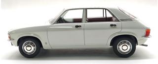 Austin Allegro Glacier white 1973 Cult Scale Models 1:18 Resinemodell (Türen, Motorhaube... nicht zu öffnen!)