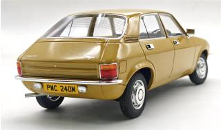 Austin Allegro Harvest gold 1973 Cult Scale Models 1:18 Resinemodell (Türen, Motorhaube... nicht zu öffnen!)