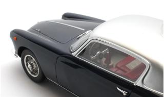 Alfa Romeo 1900CSS Touring coupe blue/silver 1955 Cult Scale Models 1:18 Resinemodell (Türen, Motorhaube... nicht zu öffnen!)