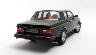 Volvo 262C Bertone (1981) - black Cult Scale Models 1:18 Resinemodell (Türen, Motorhaube... nicht zu öffnen!)