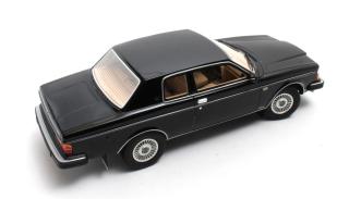 Volvo 262C Bertone (1981) - black Cult Scale Models 1:18 Resinemodell (Türen, Motorhaube... nicht zu öffnen!)