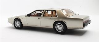 Aston Martin Lagonda Serie IV coniston sand 88-90 Cult Scale Models 1:18 Resinemodell (Türen, Motorhaube... nicht zu öffnen!)