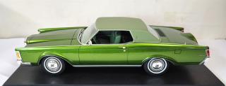 Lincoln Cont. Mark III green met. 1971 Cult Scale Models 1:18 Resinemodell (Türen, Motorhaube... nicht zu öffnen!)