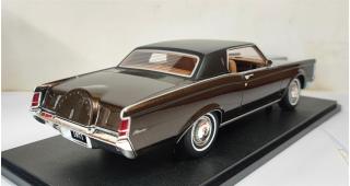 Lincoln Cont. Mark III brown met. 1971 Cult Scale Models 1:18 Resinemodell (Türen, Motorhaube... nicht zu öffnen!)