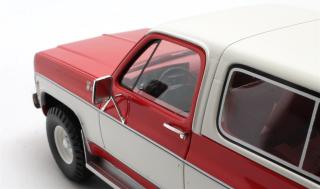Chevrolet Blazer K5 red/white 73-78 Cult Scale Models 1:18 Resinemodell (Türen, Motorhaube... nicht zu öffnen!)