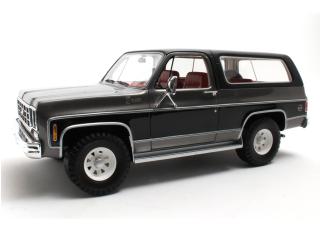 Chevrolet Blazer K5 grey/black 73-78 Cult Scale Models 1:18 Resinemodell (Türen, Motorhaube... nicht zu öffnen!)