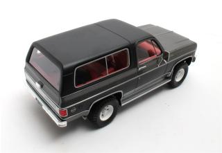 Chevrolet Blazer K5 grey/black 73-78 Cult Scale Models 1:18 Resinemodell (Türen, Motorhaube... nicht zu öffnen!)