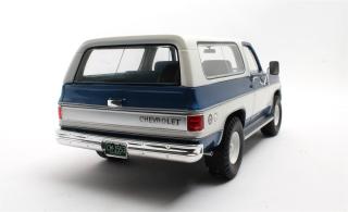 Chevrolet Blazer K5 blue/white 73-78 Cult Scale Models 1:18 Resinemodell (Türen, Motorhaube... nicht zu öffnen!)