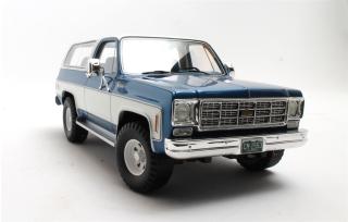 Chevrolet Blazer K5 blue/white 73-78 Cult Scale Models 1:18 Resinemodell (Türen, Motorhaube... nicht zu öffnen!)