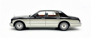 Rolls Royce Silver seraph black/silver 1998 Cult Scale Models 1:18 Resinemodell (Türen, Motorhaube... nicht zu öffnen!)