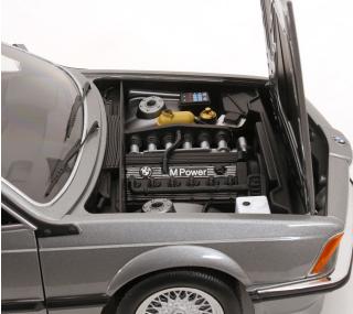 BMW M635 CSI E24 1987 graumetallic KK-Scale 1:12 Metallmodell