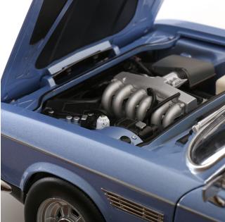 BMW 3.0 CSI E9 1971 hellblau-metallic mit Alufelgen KK-Scale 1:12 Metallmodell