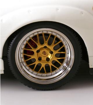 Porsche 911 (993) GT2 1996 mit BBS-Felgen weiß KK-Scale 1:12 Metallmodell