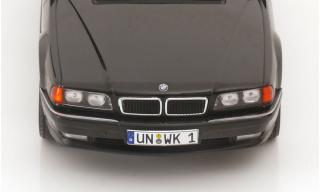 BMW 740i E38 schwarzmetallic KK-Scale 1:18 Metallmodell (Türen, Motorhaube... nicht zu öffnen!)
