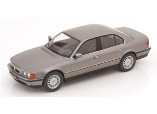 BMW 740i E38 graumetallic KK-Scale 1:18 Metallmodell (Türen, Motorhaube... nicht zu öffnen!)