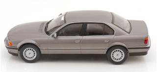 BMW 740i E38 graumetallic KK-Scale 1:18 Metallmodell (Türen, Motorhaube... nicht zu öffnen!)